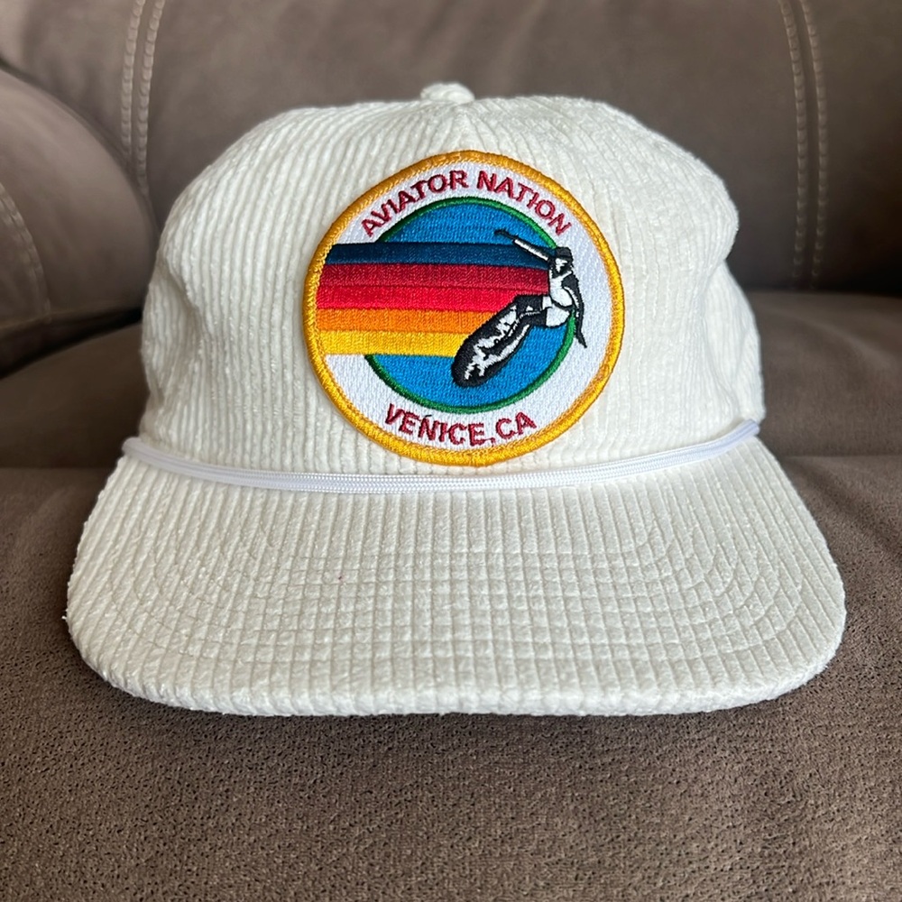 AVIATOR NATION SIGNATURE VENICE - VINTAGE
CORDUROY TRUCKER HAT